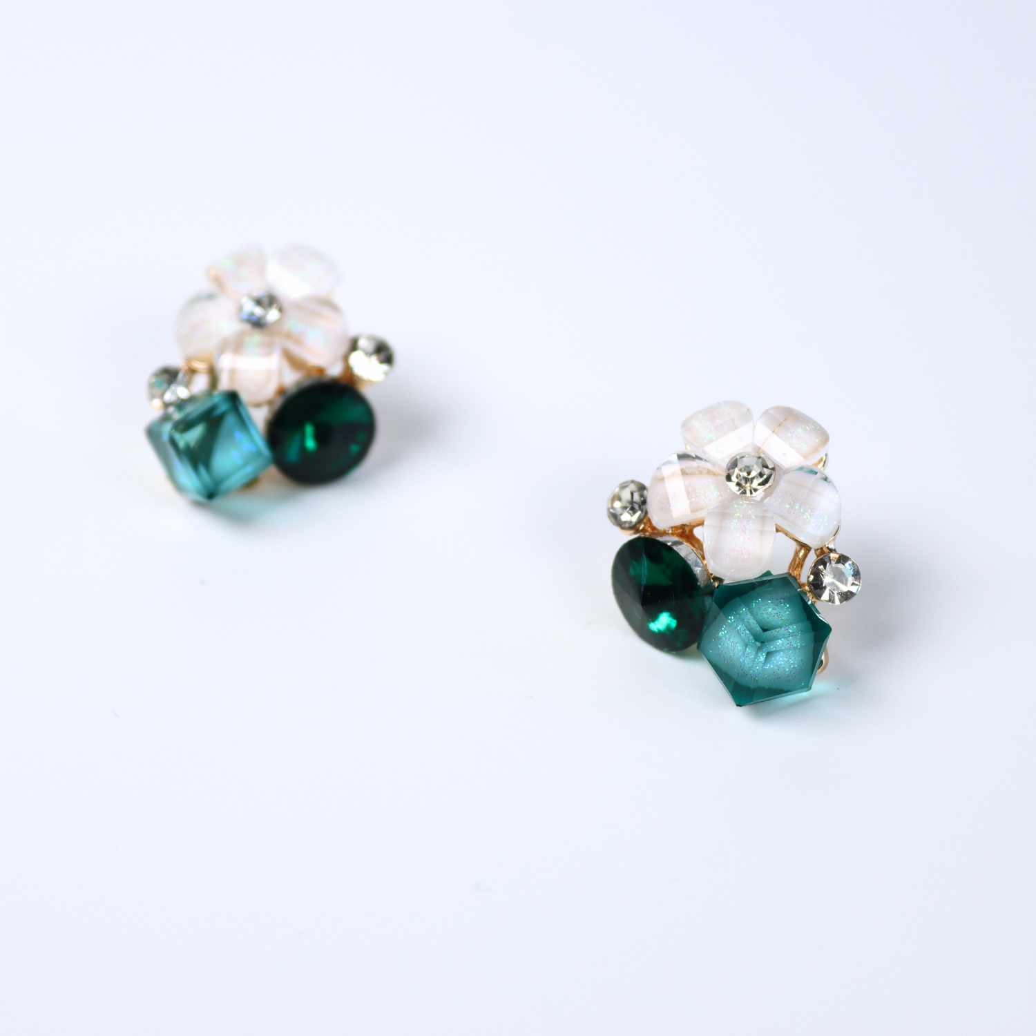 Fiora Earrings