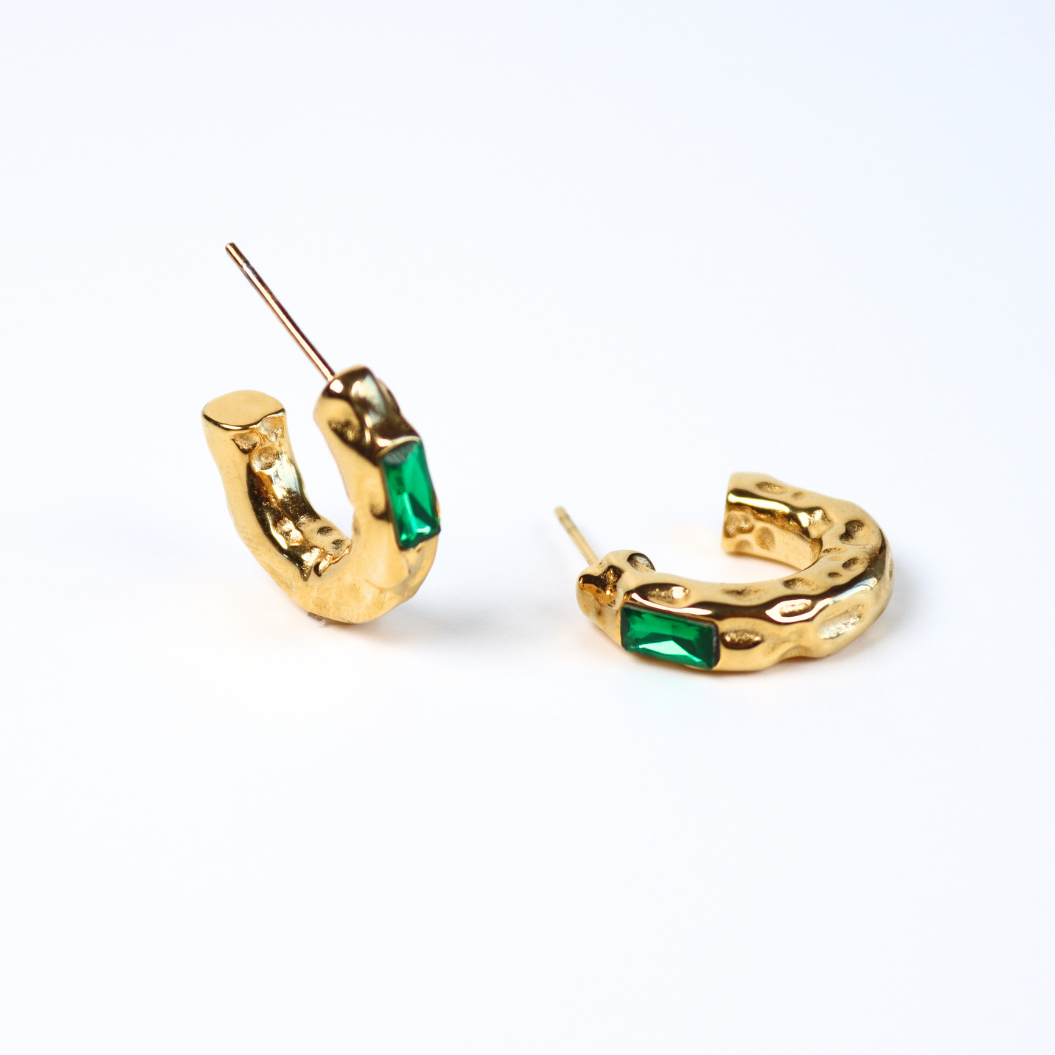 Kaia Hoops
