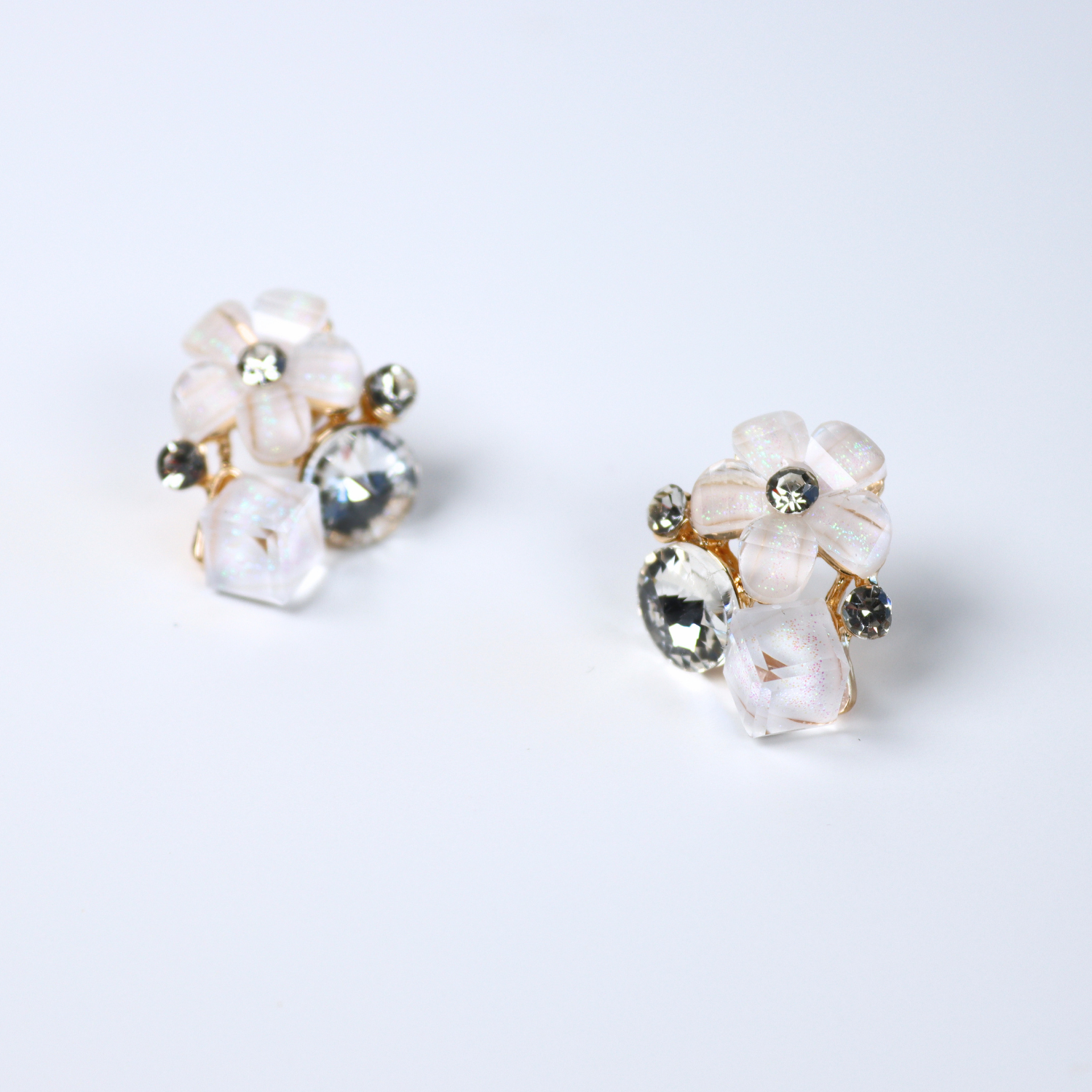 Fiora Earrings