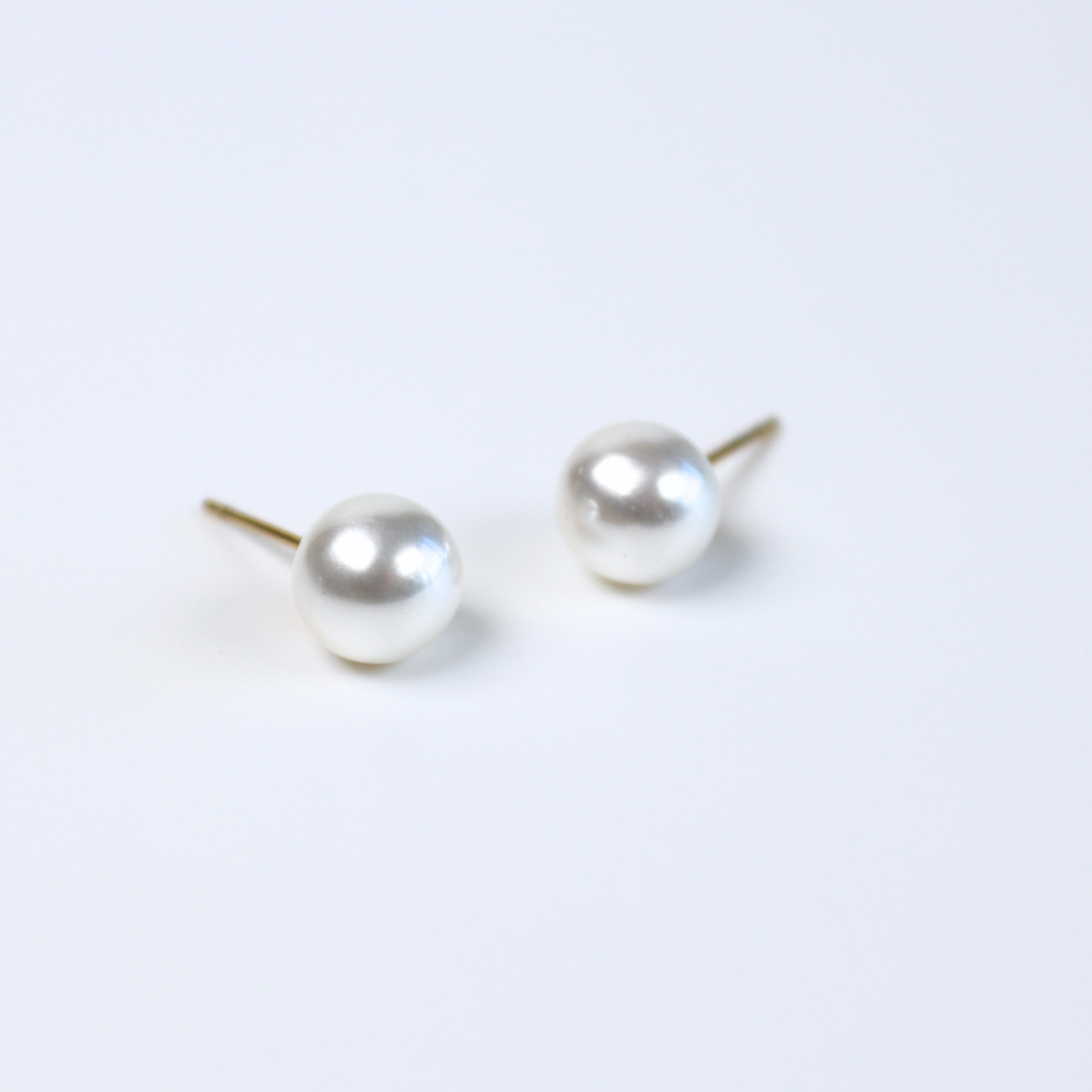 Clara Pearl Studs