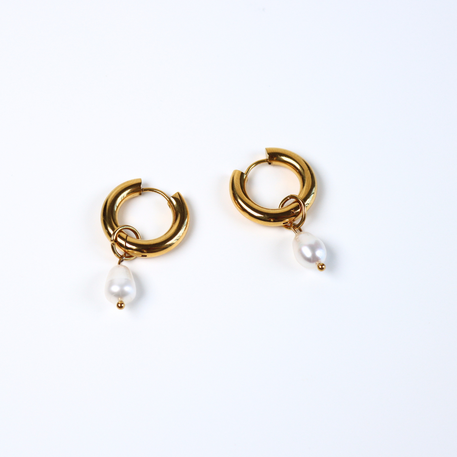 Elara Earrings