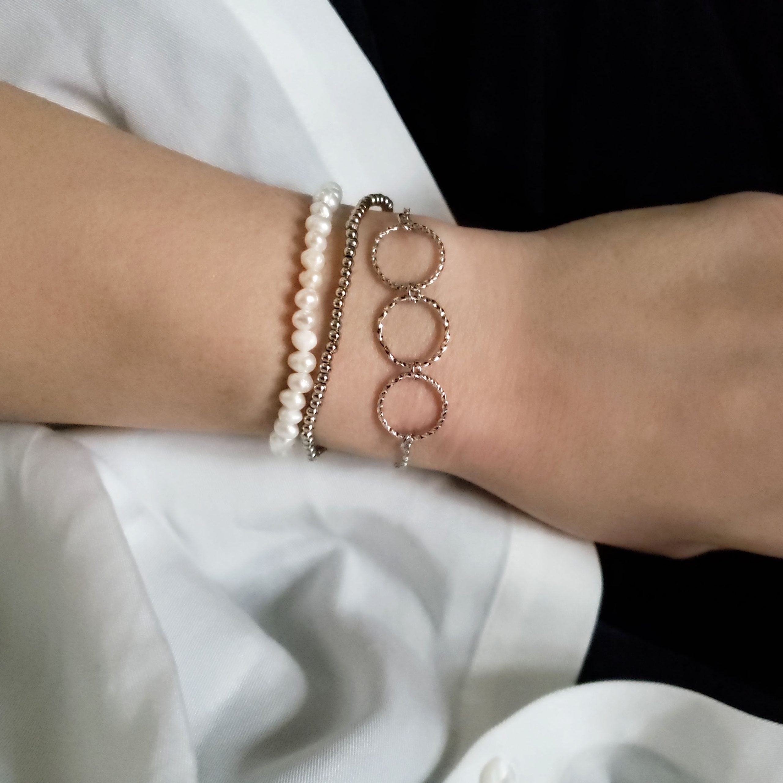 Interlocking Circle Bracelet